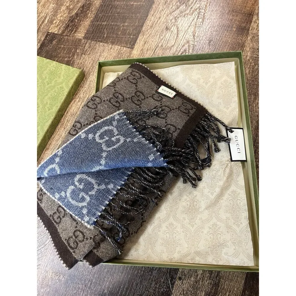 GUCCI Jacquard GG Pattern Reversible Wool Scarf In Blue & Brown Made In Italy